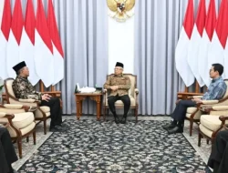 Laporkan Evaluasi Penanganan Mudik Lebaran Tahun, Menko PMK Muhadjir Effendy Temui Wapres K.H. Ma’ruf Amin