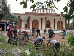 Peringati HUT Ke-57, Yonarmed 15/Cailendra Gelar Karya Bakti Di Tempat Ibadah