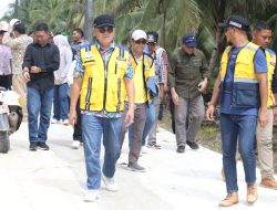 Pj. Bupati Banyuasin Tinjau Ruas Jalan TAA – Teluk Payo, 30 Persen Progress Berjalan