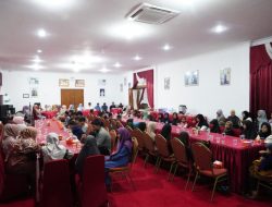 Rayakan Milad Istri Ke-51 tahun, Hani S. Rustam Berbagi Kebahagiaan Bersama Anak Yatim piatu