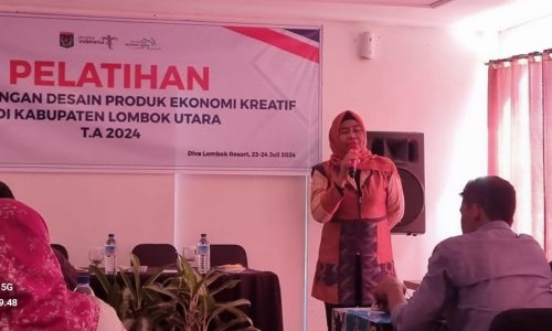 Tingkatkan Daya Saing Pelaku UMKM KLU, Disparekraf Gelar Pelatihan Desain Produk