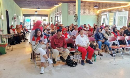 Dosen UJB, Dr Agus Mulyono Hadiri Gerakan Donasi Sejuta Kacamata Medis Gratis