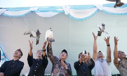 HUT Ke-20 Desa Teniga Dihadiri Bupati Djohan Sjamsu
