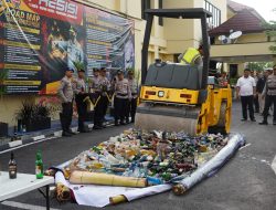 Cipta Kondisi Pilkada, Ribuan Botol Miras Dimusnahkan Polres Gunungkidul