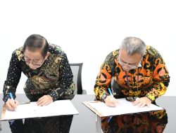 Komit Tingkatkan Kualitas SDM, Bupati Lombok Utara dan Direktur Poltekkes Mataram Teken MoU Kompetensi Nakes
