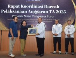 Terima Penghargaan, Sekda Miq Gita Komitmen Kawal Pelaksanaan APBN dan APBD Dukung Pembangunan di Daerah