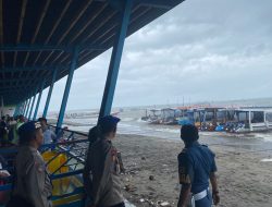 Dampak Cuaca Ekstrim, Penyebrangan Tiga Gili ditutup Sementara