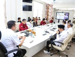Dorong Percepatan Pembangunan, Bupati Toha Tegaskan Perusahaan Harus Tunjukkan Performa Nyata