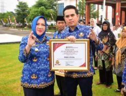 Dinsos Mura Raih Penghargaan dari Ombudsman RI