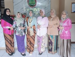 Semarakkan Hari Kartini, DPPKB Muba Tampilkan Semangat Emansipasi Lewat Balutan Kebaya