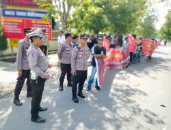 Aksi Damai Aliansi Masyarakat NTB Peduli di Stikes Yarsi Mendapat Pengamanan Polsek Mataram
