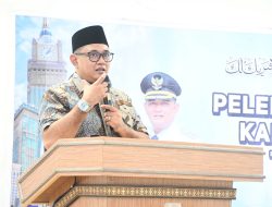 Lepas 70 CJH Lombok Utara, Wabup Kusmalahadi Berharap Tahun Depan Terjadi Peningkatan Jumlah Jamaah Haji KLU