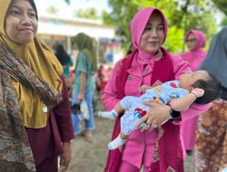 Dorong Nol Stunting di Desa Gumantar, Ny. Heny Agus Purwanta: Ini Persoalan Bersama, Harus Ditangani Bersama