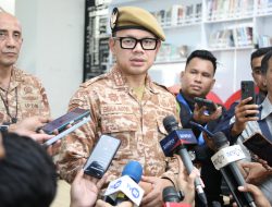 Diiringi Defile Drumband, Wamendagri Bima Sambut Peserta Retret Gelombang II di Kampus IPDN