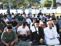 Bupati Lombok Utara Shalat Idul adha Bersama Warga di Lapangan Tioq Tata Tunaq Tanjung