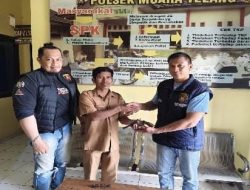 Polsek Muara Telang Terima Penyerahan Satu Pucuk Senpira Dari Sekdes Telang Jaya