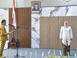 Gubernur Miq Iqbal Lantik Hj. Indah Dhamayanti Putri sebagai Ketua BKOW NTB