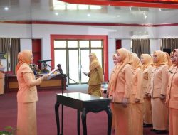 Pengurus DWP Banyuasin Dikukuhkan, Hj. Desy Kasnayati Edward: Perempuan harus Sehat dan Berdaya