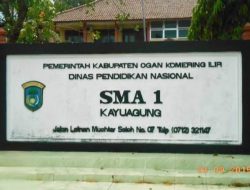 SMAN 1 Kayuagung OKI Diduga Sengaja Langgar Permendikbud No.06/2021 Tutupi Penyelewengan Dana BOS