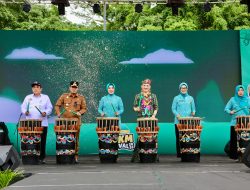 Semarakkan HKG Ke-53, Tri Tito Resmi Buka Pameran Festival UMKM 2025