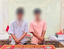 Gerebek Sebuah Rumah di Narmada Dini Hari, Dua Pria Bersama 5,81 Gram Sabu Diamankan Polisi