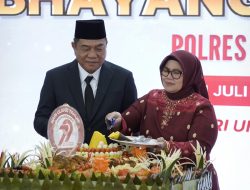 Pemotongan Tumpeng dan Kue Jadi Simbol Rasa Syukur, Polres Muba Tegaskan Komitmen Pelayanan Terbaik untuk Masyarakat