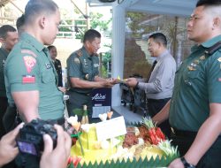 Kapolda NTB Dapat Kejutan Tumpeng dari Danrem 162/WB di Hari Bhayangkara ke-79