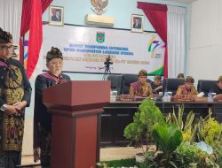 Rapat Paripurna Istimewa DPRD Songsong 17 Tahun KLU, Najmul: “Mempolong-Merenten” Harus Jadi Semangat Bersama Bangun Daerah