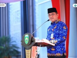 Pimpin Apel Gabungan, Sekda Edward Candra Soroti Kinerja ASN dan Dorong Inovasi di Pemprov Sumsel