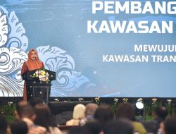 Dampingi Menteri Transmigrasi Buka Rakornis Pembangunan dan Pengembangan Transmigrasi 2025, Wagub Ummi Dinda Harapkan NTB Tetap Jadi Prioritas