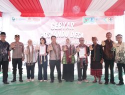 Ratusan Kader Psyandu di Bayan Terima Pin Kader Purwa, Madya dan Utama