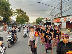 Kawal Tradisi Adat Nyongkolan, Polsek Mataram Turunkan Personel Amankan Kelestarian Budaya