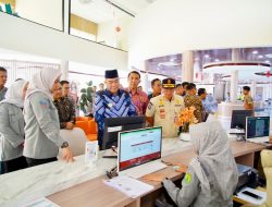 Dorong Aparatur Tingkatkan Kualitas Pelayanan Masyarakat, Bupati Muba Kunjungi Layanan Publik