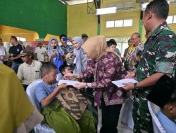 Wabup Netta Hadiri Gerakan Pangan Murah dan Bhaktsos TNI