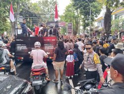 Operasi Mandalika Rinjani 2025, Polisi All Out Kawal Parade Rider di Taman Sangkareang