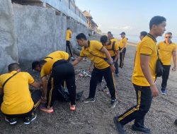 Rutin Olahraga dan Bersih-Bersih Pantai, Polairud Polda NTB Wujudkan Program Unggulan Polri