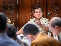 Presiden Prabowo Pimpin Pertemuan Bersama Jajaran Kabinet, Bahas Kebijakan Ekonomi dan Stabilitas Keuangan