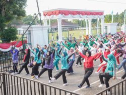 Ketua TP PKK Muba Senam Bersama Masyarakat Peringati Hari Jadi Kabupaten Muba ke-69