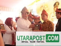 Serahkan Penghargaan Kepada 24 Tokoh Pendidikan Banyuasin Purna Bhakti, Bupati H Askolani: TErima Kasih MKKS