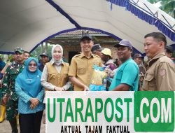 Tinjau Terdampak Banjir di Lempuing, Bupati OKI Salurkan 142 Ribu Kg Benih Padi untuk Pulihkan Sawah Terdampak 