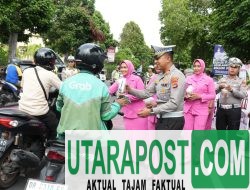 Berbagi di Bulan Ramadan, Satlantas Polresta Mataram Bagikan Takjil dan Edukasi Tertib Lalu Lintas