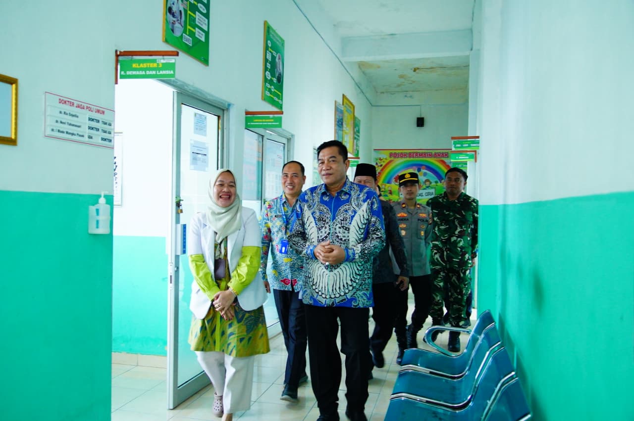 Pastikan Layanan Masyarakat Berjalan Optimal Hingga Pelosok Desa, Bupati Toha Tinjau Sejumlah Fasilitas Kesehatan