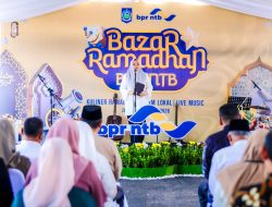 Dorong Perbankan Perkuat Kepercayaan Publik, Wagub Umi Dinda Buka Bazar Ramadan BPR NTB