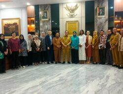 Pemprov NTB Gandeng Yayasan Australia Sasar 5000 Penderita dengan Operasi Mata