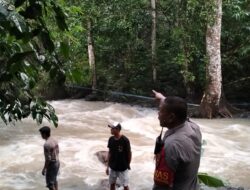 Air Bah Datang Mendadak, Perempuan 25 Tahun Asal Mataram Hanyut di Sungai Kekait