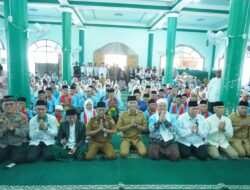 164 Calon Haji Kloter 10 Diberangkatkan, Bupati Pesan Kesiapan Fisik dan Kebersamaan