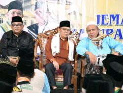 Lepas Keberangkatan 154 CJH KLU, Najmul: ini Anugerah Luar Biasa Harus Disyukuri Sebaik-baiknya