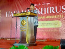 Hadiri Wisuda Tahfizh Ponpes Darul Qur’an Al Madani, Wabup Muba Dorong Lahirnya Generasi Qurani Berakhlak Mulia