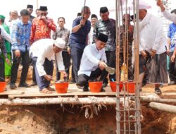 Bupati Muchendi: Membangun Masjid Harus Sejalan dengan Memakmurkannya