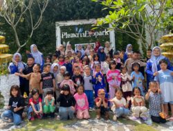 Ketua Yayasan TK Elektrina Nyimas Fachmi Wibowo Dampingi Wisata Edukatif 53 Siswa TK Elektrina di Plumeria